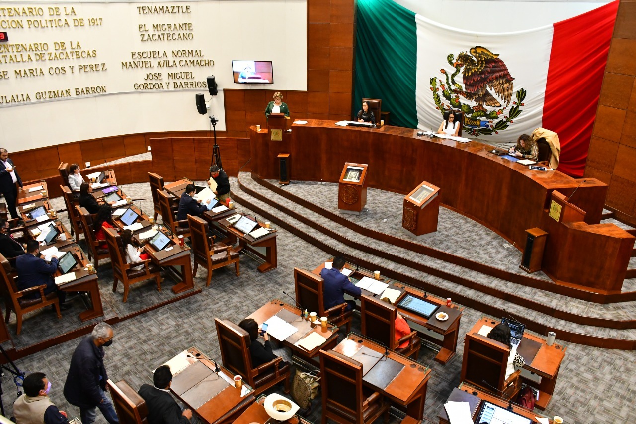 Este pasado martes 26 de octubre se determinó la conformación de las 30 comisiones que integran la LXIV Legislatura