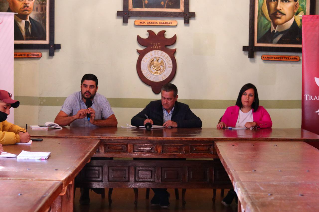 HUMBERTO SALAZAR PROMUEVE DURAZNO JEREZANO EN BENEFICIO DE PRODUCTORES LOCALES