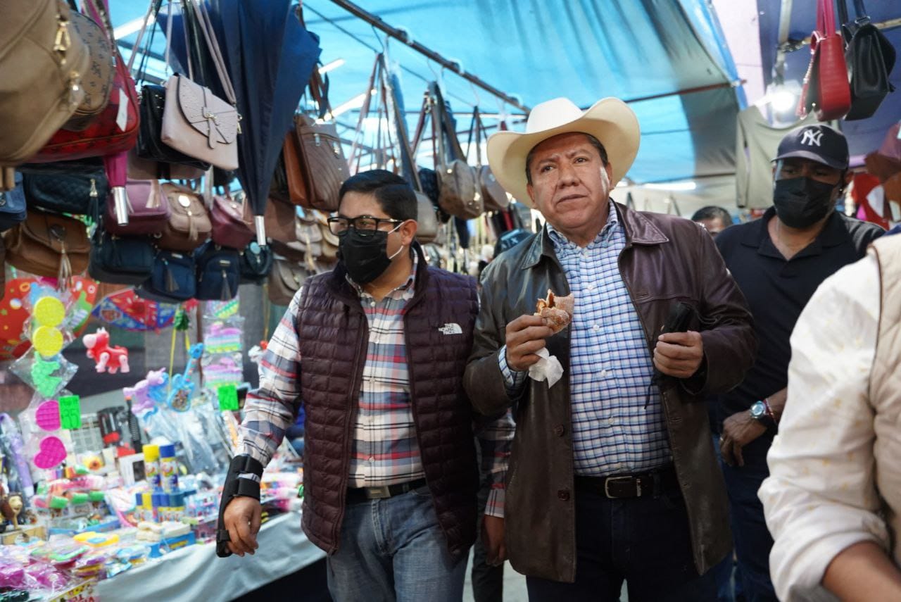 VISITA ALCALDE JORGE MIRANDA Y GOBERNADOR DAVID MONREAL EL TIANGUIS DE DÍA DE MUERTOS