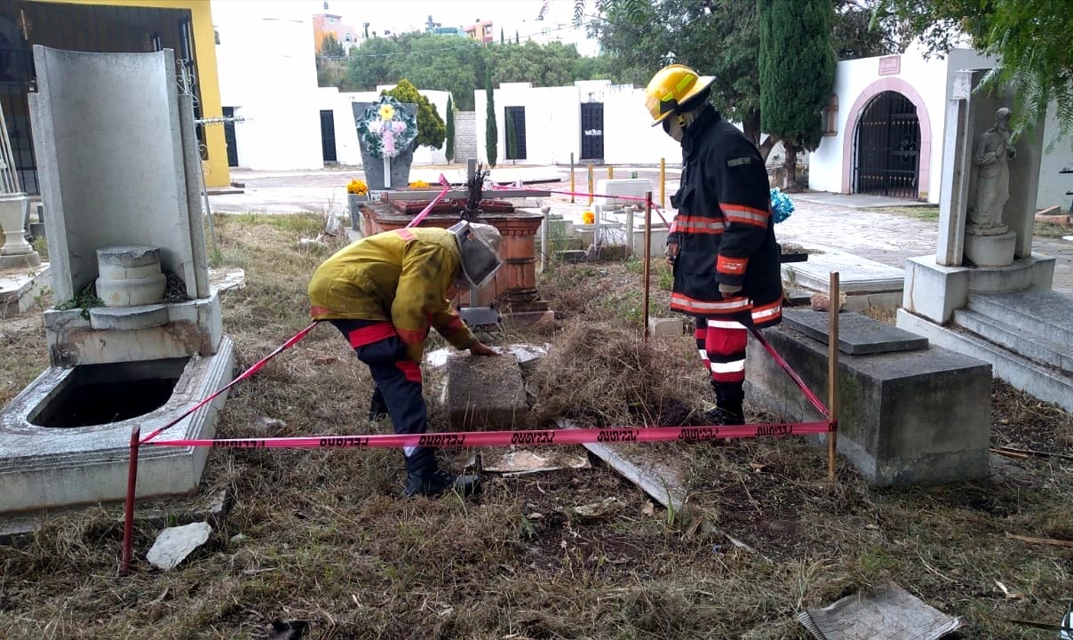 CONCLUYE CON ÉXITO OPERATIVO EN TIANGUIS DE DÍA DE MUERTOS Y PANTEONES