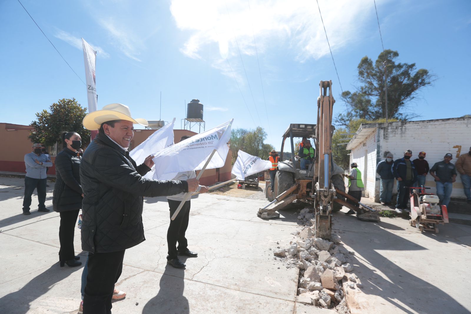 Dotará Gobernador David Monreal de agua potable a habitantes de El Capulín de los Ruiz, en Monte Escobedo, Zacatecas