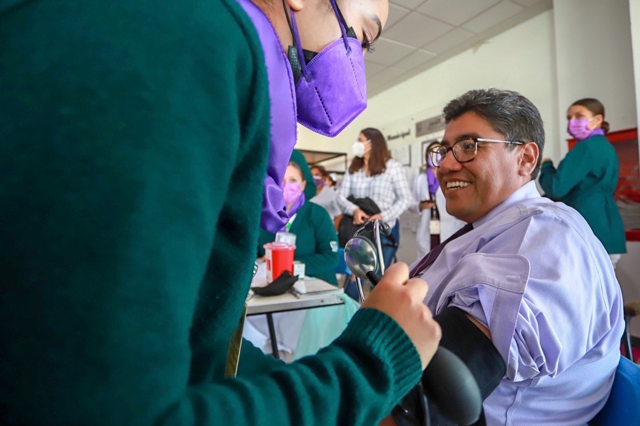 REALIZAN CAMPAÑA DE SALUD PARA TRABAJADORAS EN LA PRESIDENCIA MUNICIPAL