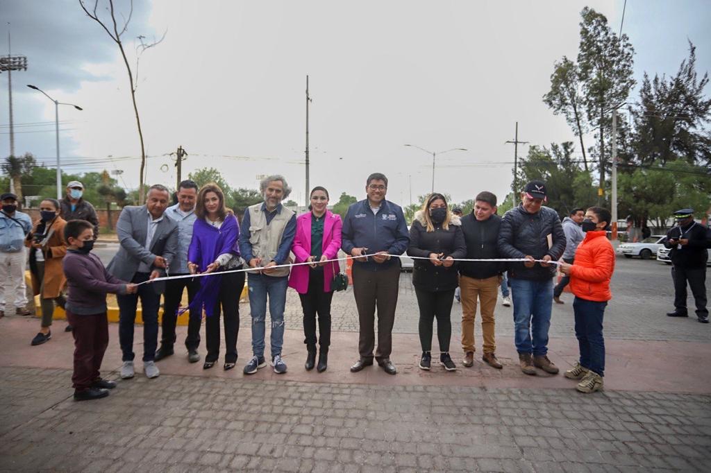 CUMPLE SAÚL MONREAL CON OBRAS DE SERVICIOS 