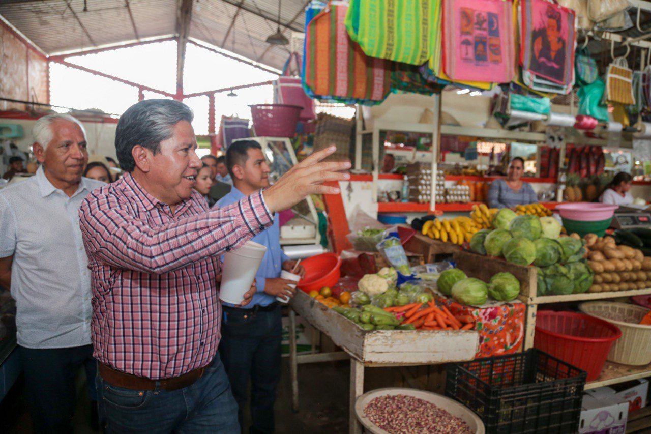 Gobernador David Monreal Ávila firma convenio para la construcción de un nuevo Mercado Municipal en Jalpa