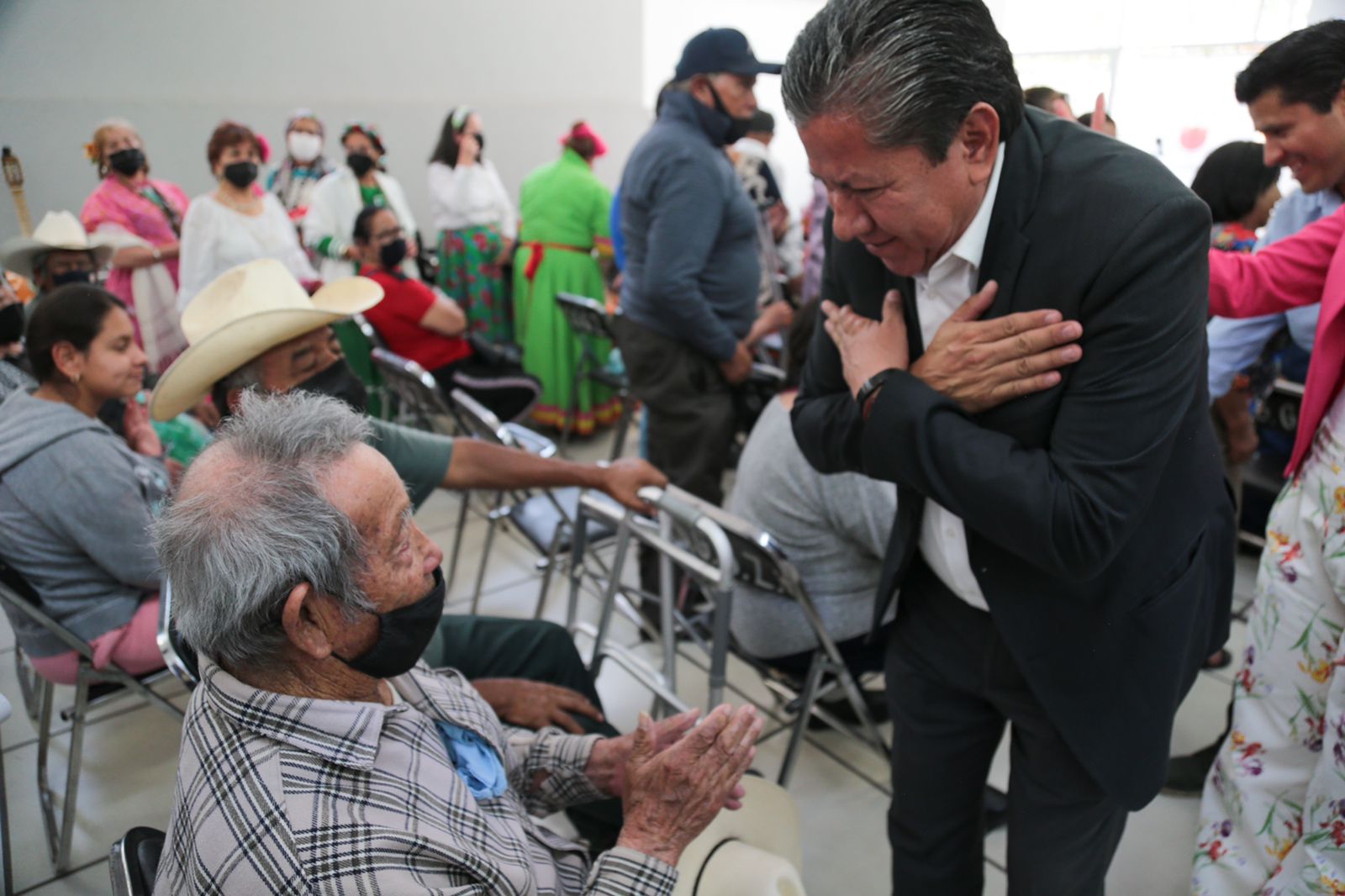 Entrega Gobernador David Monreal apoyos y aparatos funcionales a personas con discapacidad y adultos mayores de Guadalupe; “lo mejor de Zacatecas es su gente”, dijo