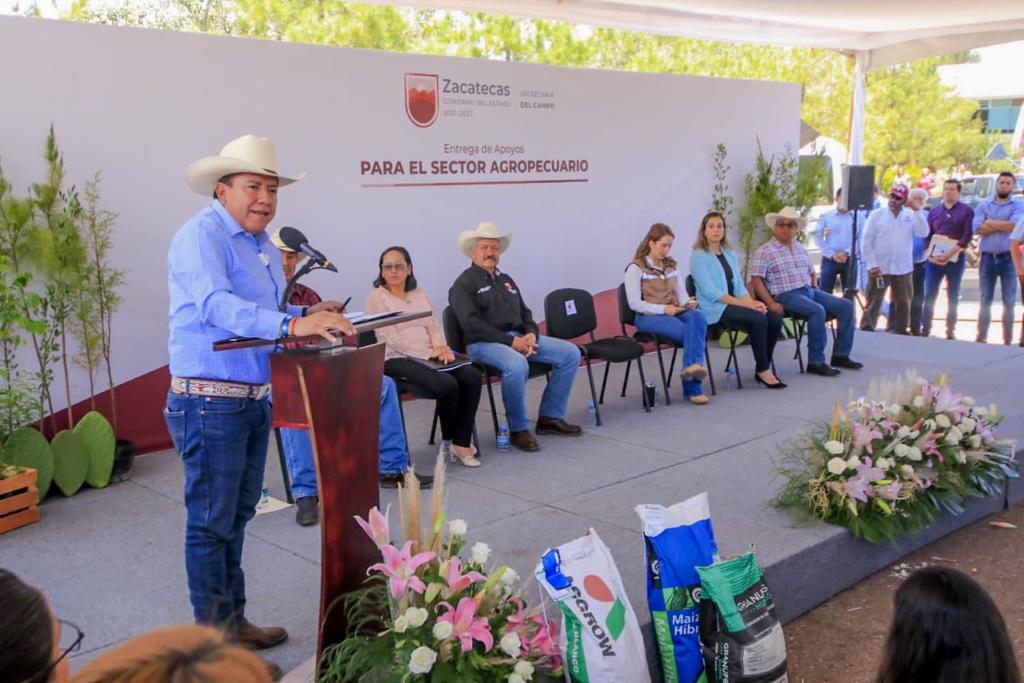 Entrega Gobernador David Monreal apoyos agropecuarios y anuncia bolsa de 500 mdp para financiamientos al campo