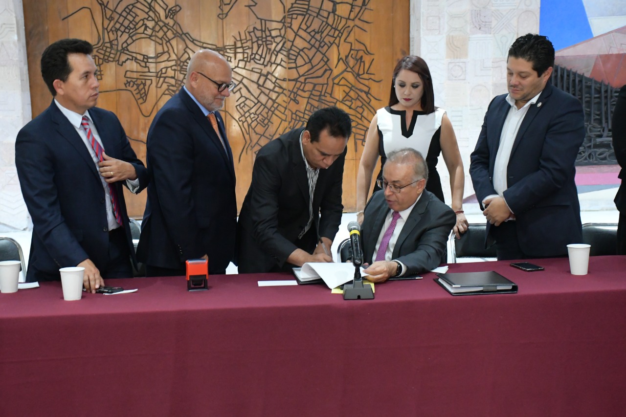 Suscribe legislatura iniciativa de nueva Ley Orgánica del Poder Judicial