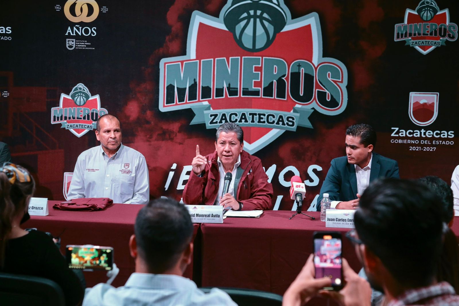 Anuncia Gobernador David Monreal el regreso de Mineros de Zacatecas a la Liga Nacional de Basquetbol Profesional