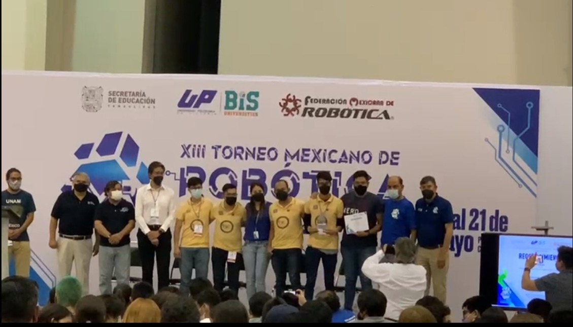 Destacada participación de los equipos de la UAZ en Torneo Mexicano de Robótica 2022