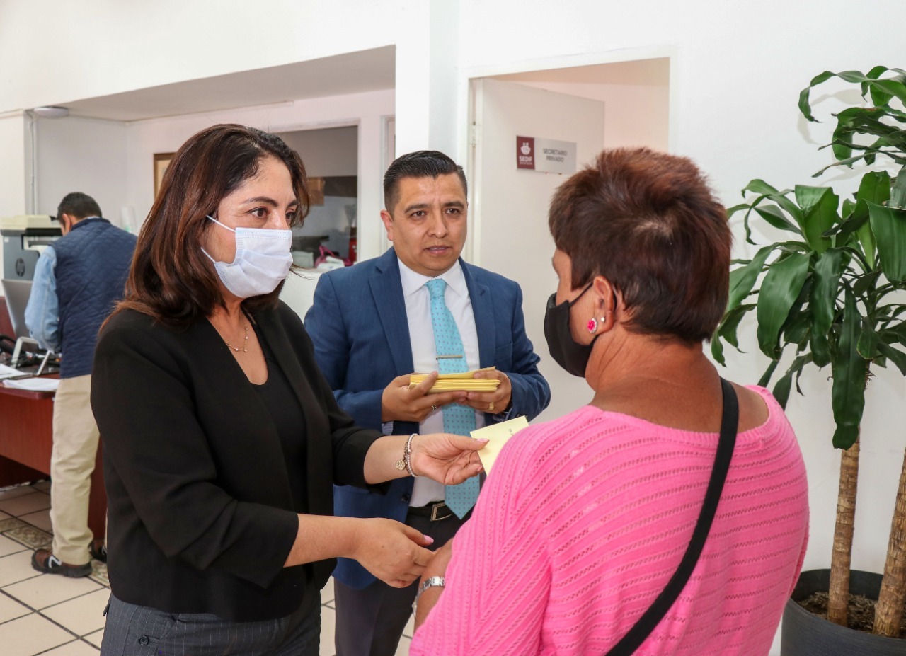 Materializa Gobierno de Zacatecas donativos para gastos médicos y funerarios
