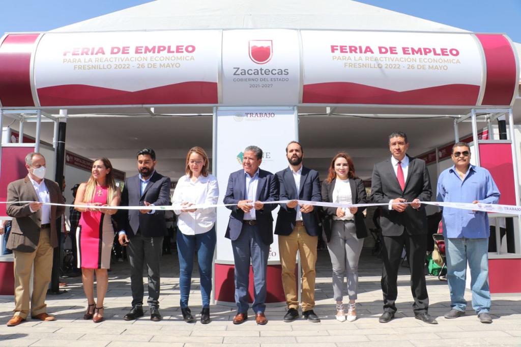 REALIZAN FERIA DEL EMPLEO EN FRESNILLO