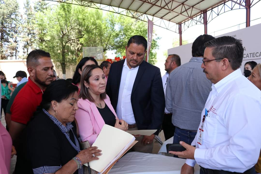 Secretaría de Salud de Zacatecas da seguimiento a peticiones de habitantes de Miguel Auza, en audiencia