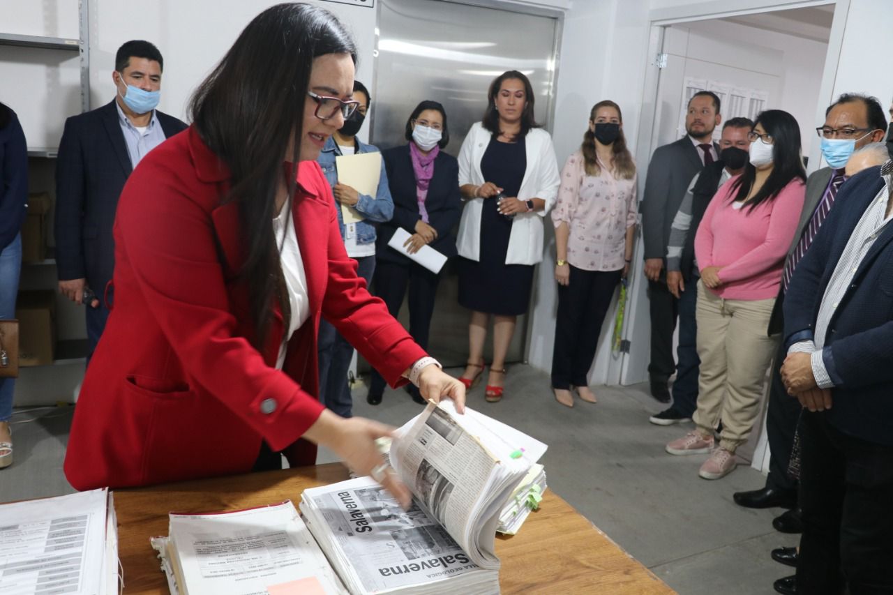 AGN y Legislatura reconocen a la Presidenta de la CDHEZ y a su personal por la preservación del archivo institucional