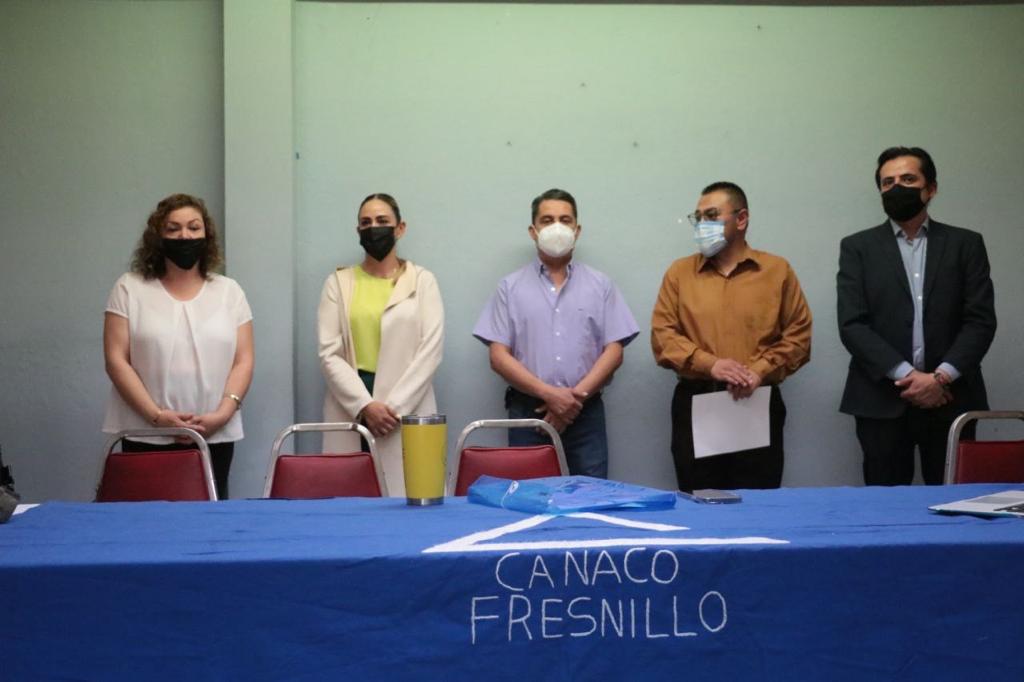 CAPACITAN EN FRESNILLO A SERVIDORES TURÍSTICOS