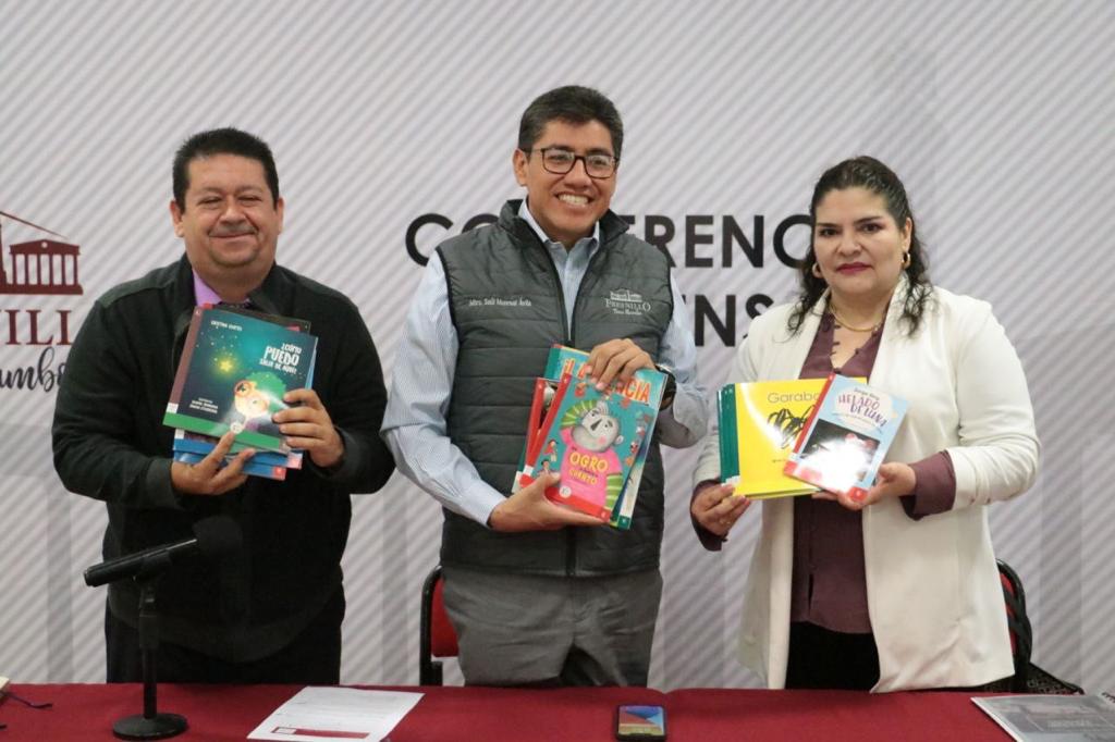 RECIBEN BIBLIOTECAS DE FRESNILLO DONACIÓN DE COLECCIÓNDE LIBROS