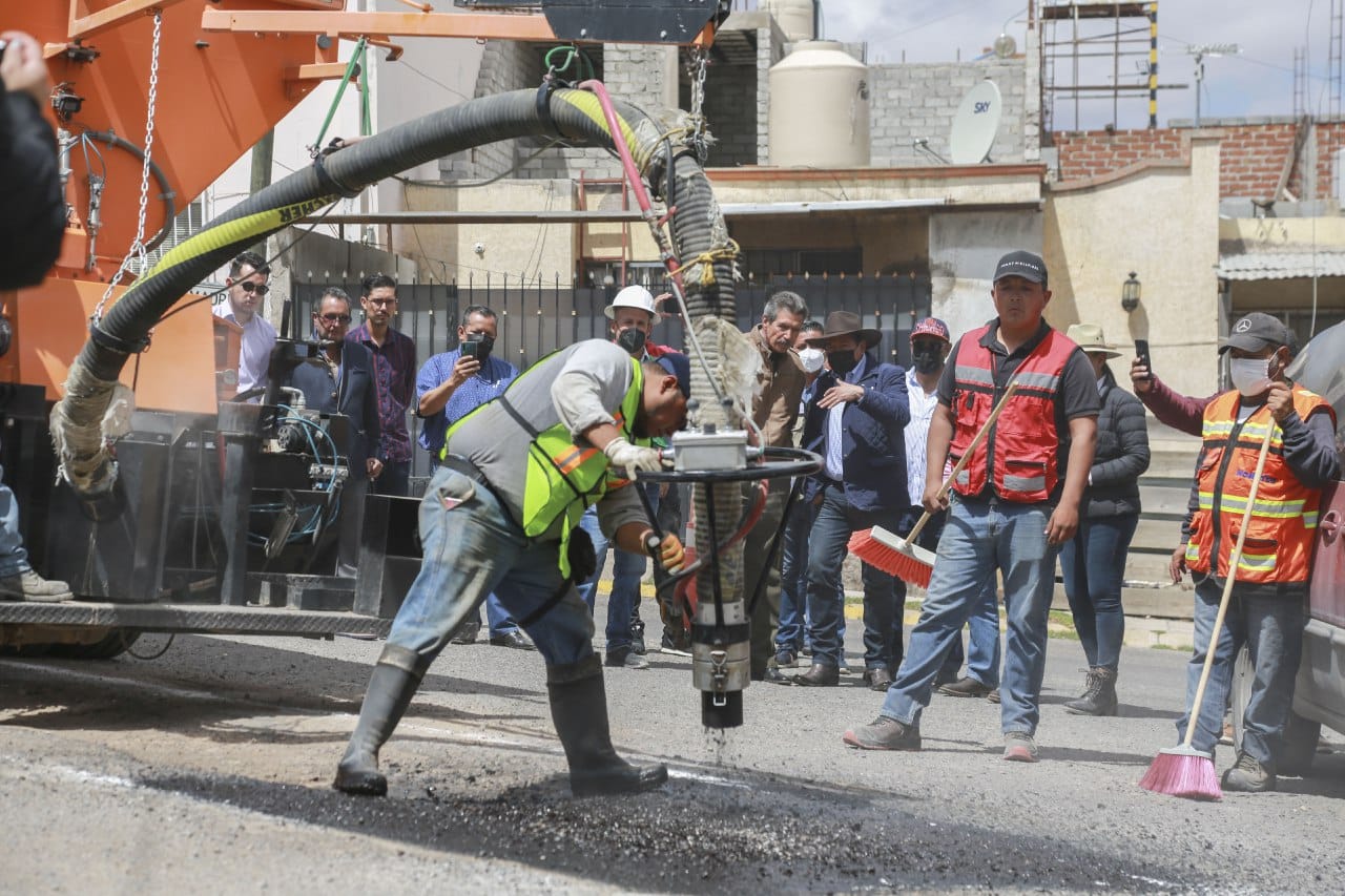 Habrá plan de bacheo integral para Zacatecas, anuncia Gobernador David Monreal Ávila