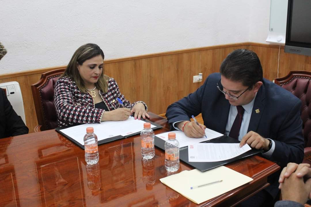UAZ firma convenio de colaboración con la Universidad Autónoma de Fresnillo
Zacatecas, Zac., 04 de julio de 2022.