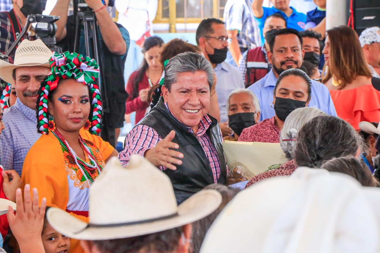 Habitantes de Cañitas de Felipe Pescador son atendidos de manera directa y cercana por el Gobernador David Monreal en la Audiencia por la Transformación 
