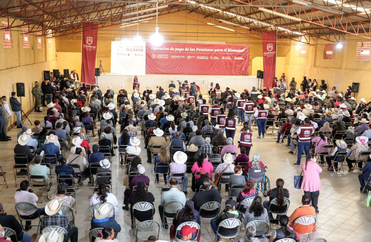 7 de cada 10 atolinguenses se benefician con un apoyo social de los programas impulsados por el Presidente López Obrador y por el Gobernador David Monreal Ávila
