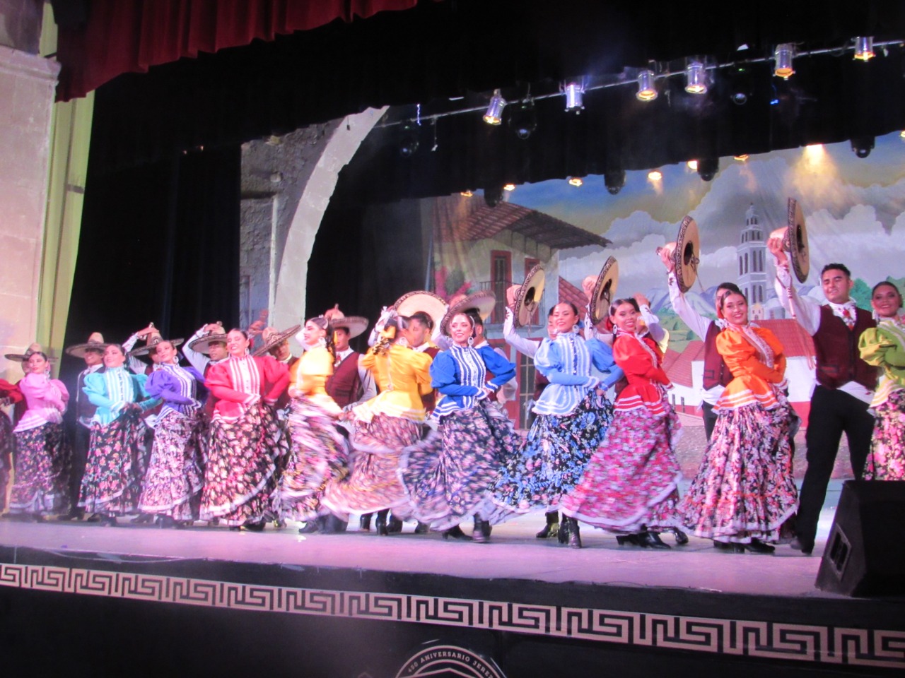 DERROCHE DE CALIDAD CON LA COMPAÑÍA DE DANZA ESCÉNICA ESDANZA DE GUADALUPE, EN EL XXIII FESTIVAL NACIONAL “ARMANDO CORREA”