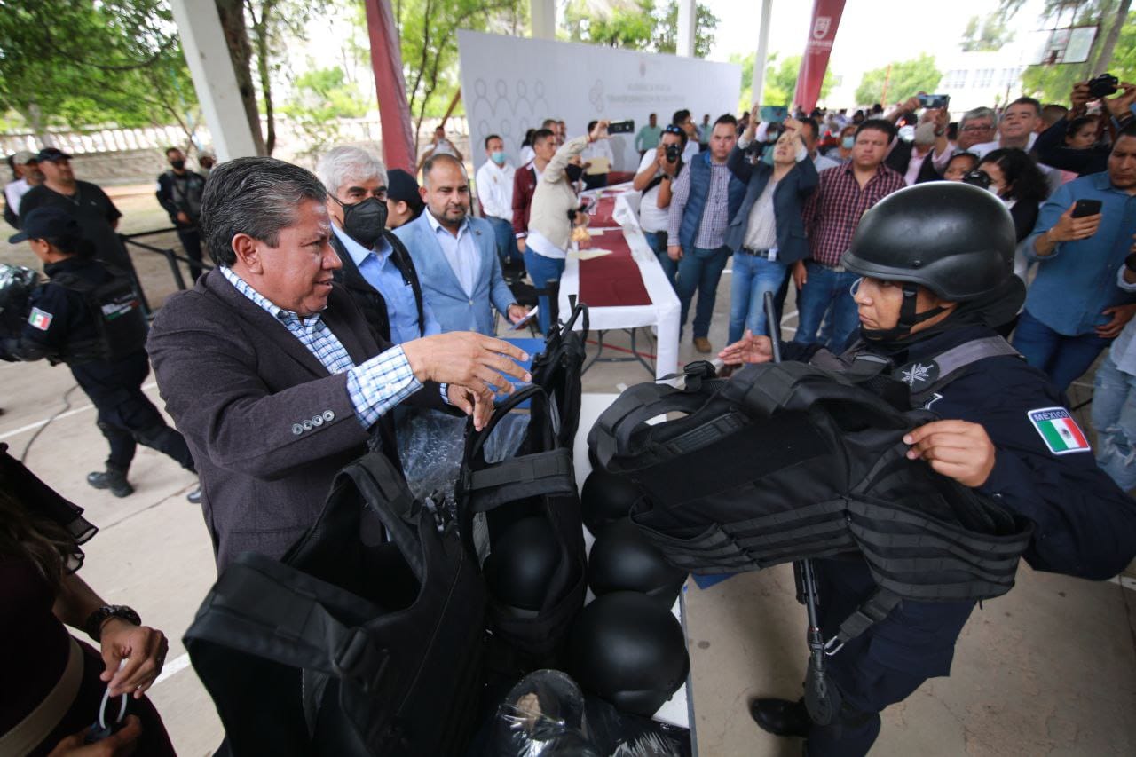 Mejora Gobernador David Monreal condiciones de la Dirección de Seguridad Pública de Juchipila