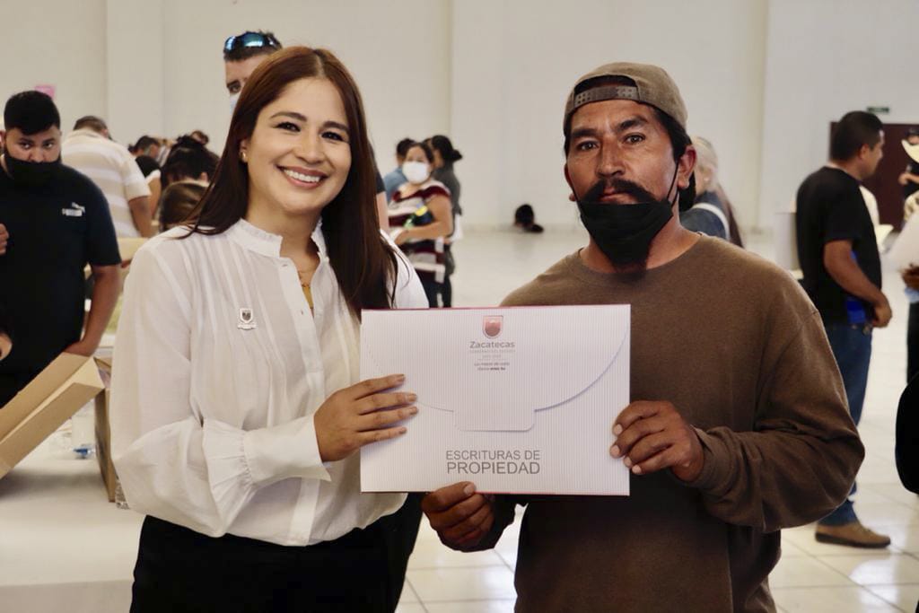 Beneficia Gobierno de Zacatecas a más de 5 mil familias con certeza jurídica de su patrimonio