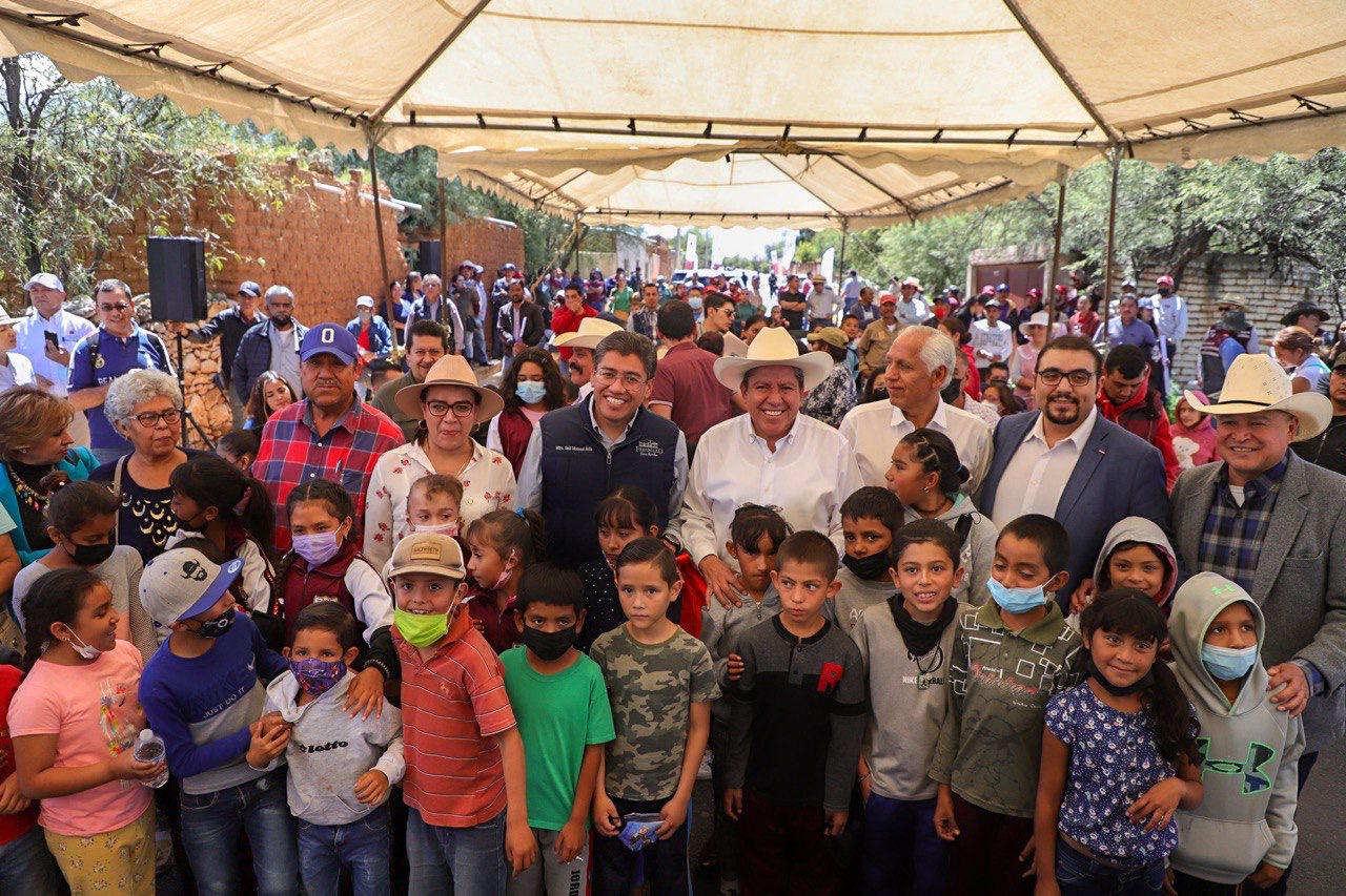REHABILITAN TRAMO CARRETERO DE PLATEROS A LAS MERCEDES