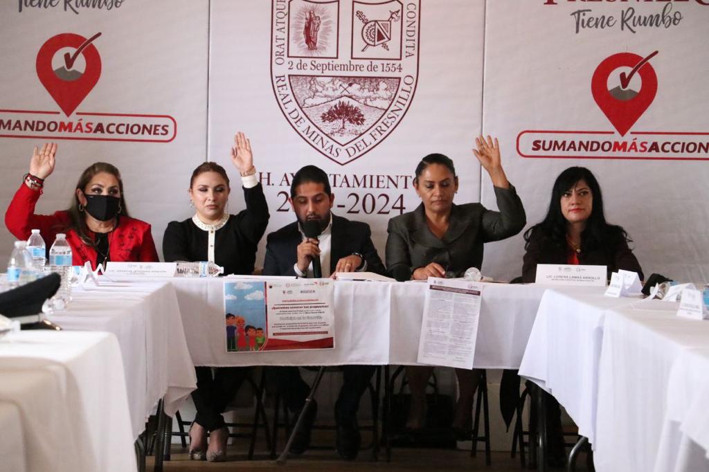 CONFORMAN COMISIONES PARA REFORZAR ATENCIÓN A LA NIÑEZ Y ADOLESCENCIA EN FRESNILLO
