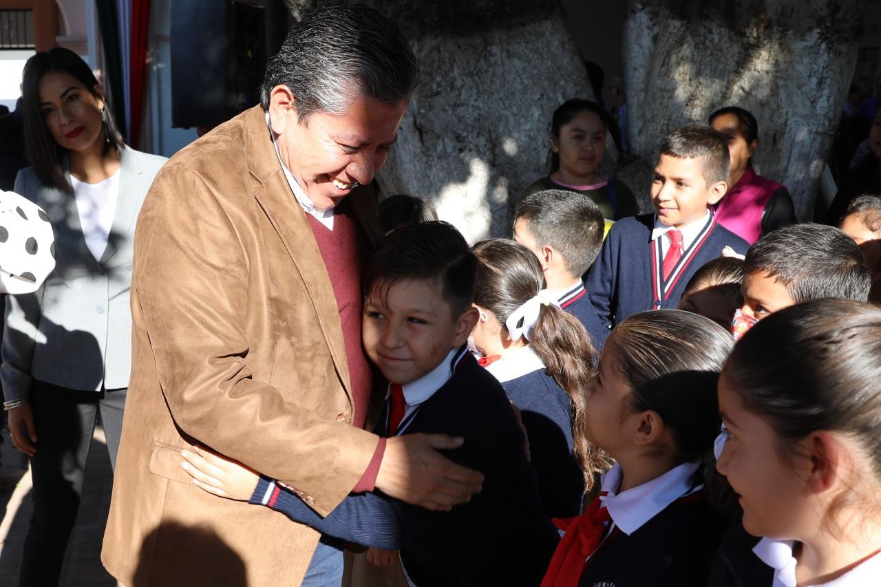 Reitera Gobernador David Monreal su compromiso para recuperar valores familiares y dar nuevo rumbo a Zacatecas