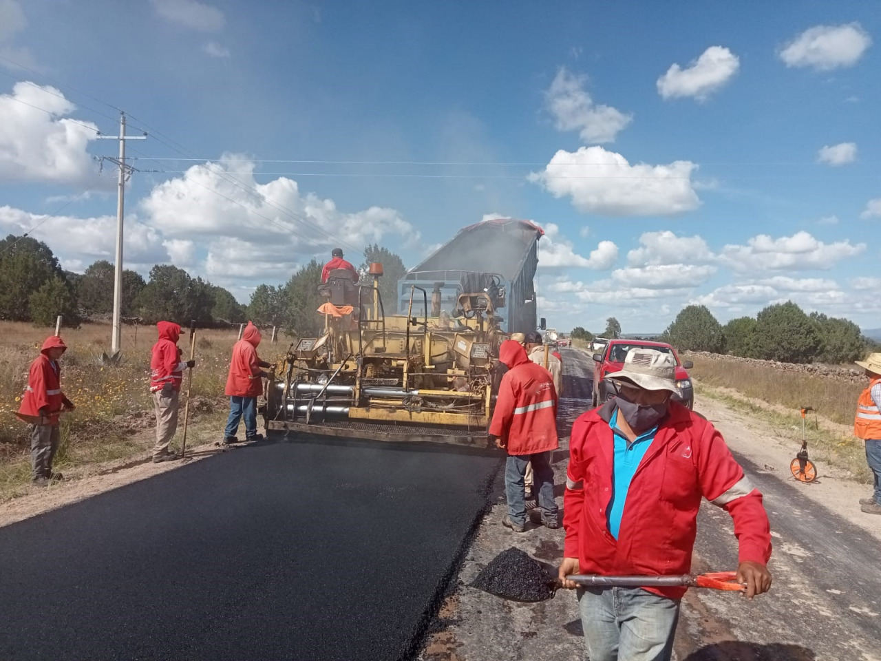 Invierte Gobierno de Zacatecas 5.9 mdp en rehabilitación de Carretera Monte Escobedo-Laguna Grande
