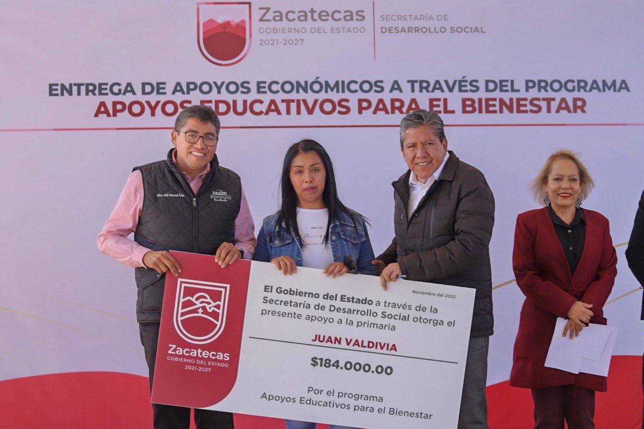 Desde Fresnillo, llama Gobernador David Monreal al magisterio a sumarse a la cruzada para la regeneración del tejido social