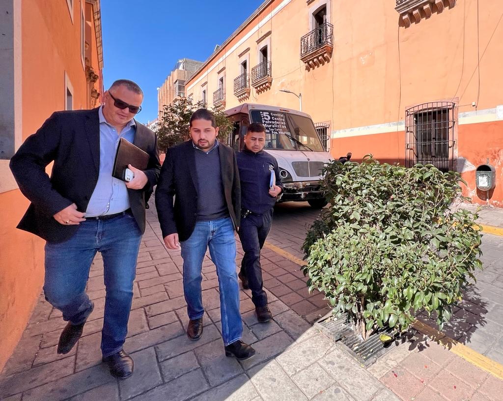 TRABAJA ESTADO Y MUNICIPIO A FAVOR DE LOS COMERCIANTES