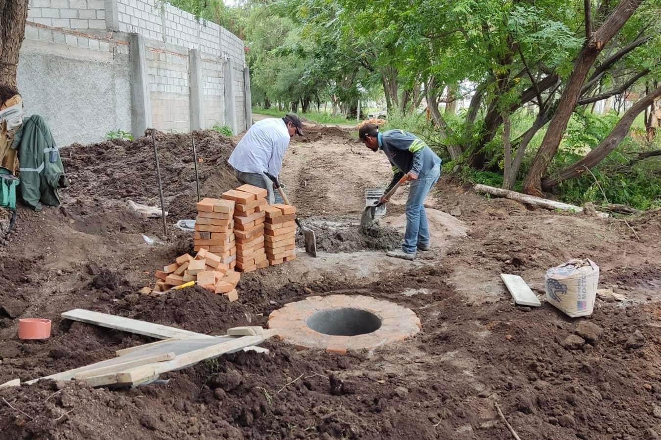 INICIA EL 2023 CON OBRA ESENCIAL EN COMUNIDADES Y COLONIAS DE JEREZ 