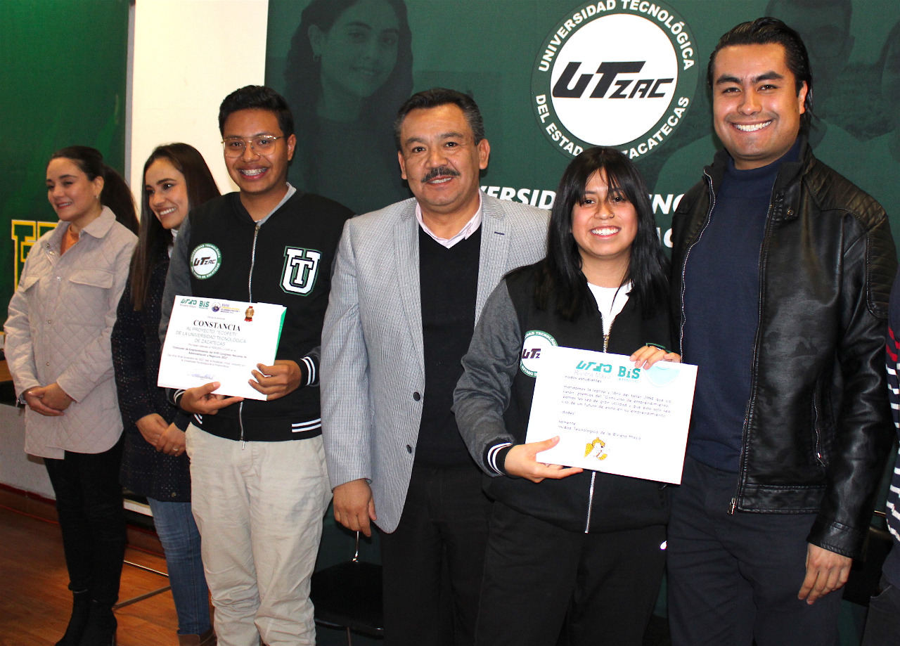 Reconoce UTZAC a estudiantes por obtener tercer lugar en el Concurso de Emprendimiento Nacional