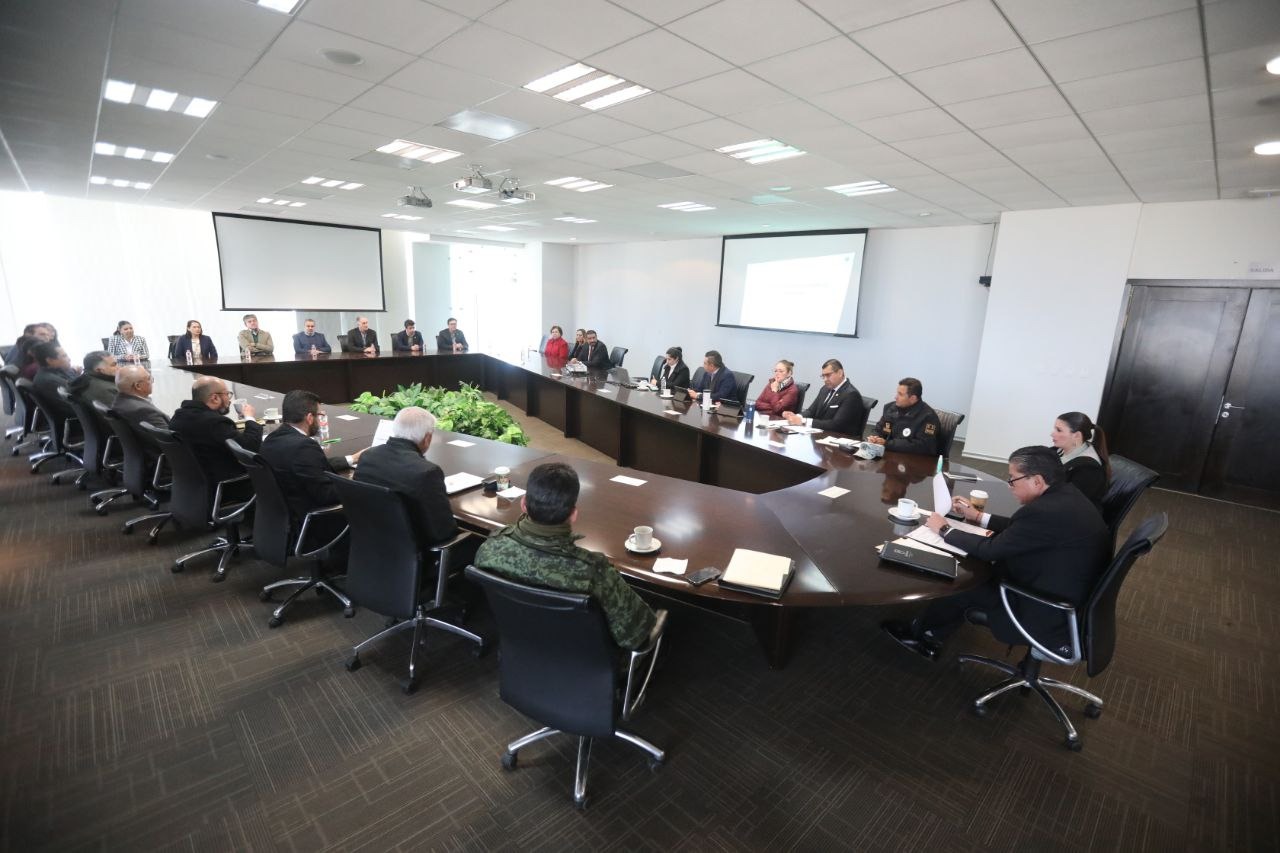 Gobernador David Monreal refrenda respaldo a empresarios para detonar económia y restablecer la paz.