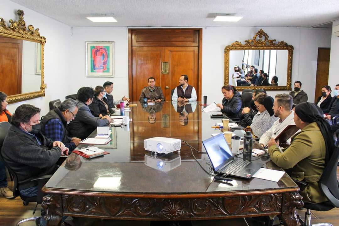 CAPACITAN A ENLACES DE LAS SECRETARÍAS DEL AYUNTAMIENTO PARA ELABORAR MANUALES DE ORGANIZACIÓN