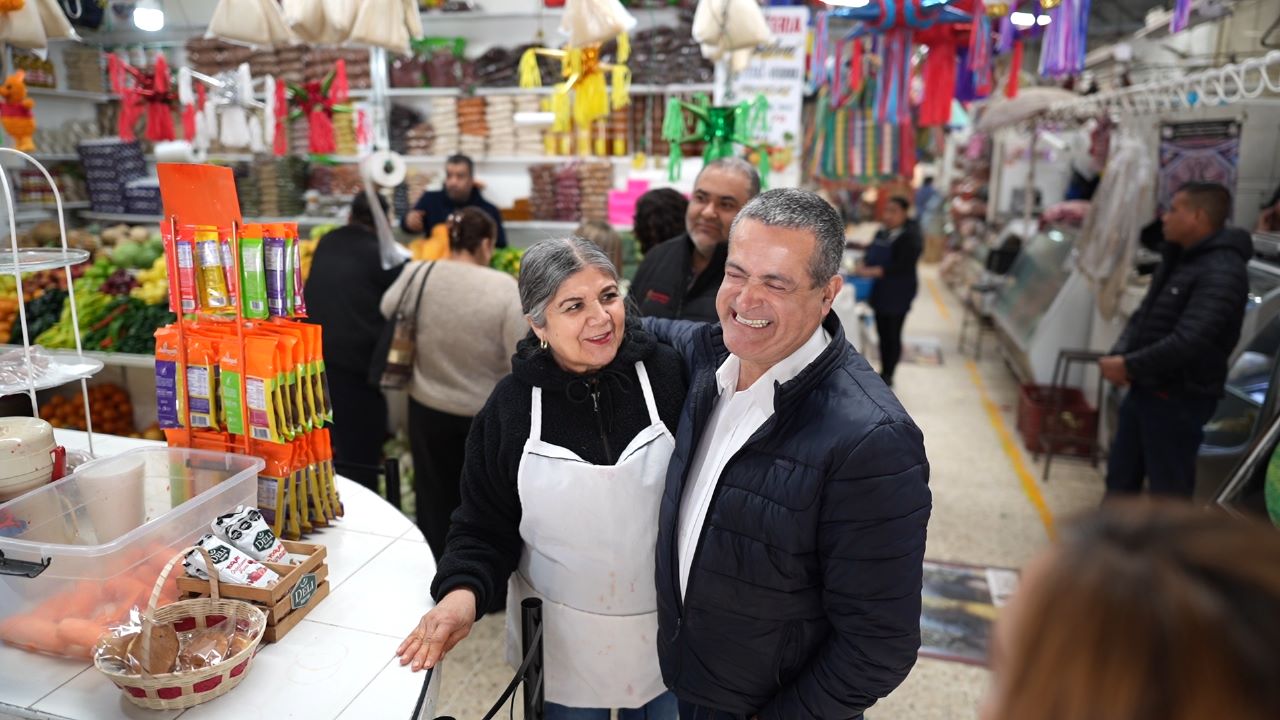 CONTINÚA TRABAJO CON LOCATARIOS DEL MERCADO EN JEREZ: HUMBERTO SALAZAR