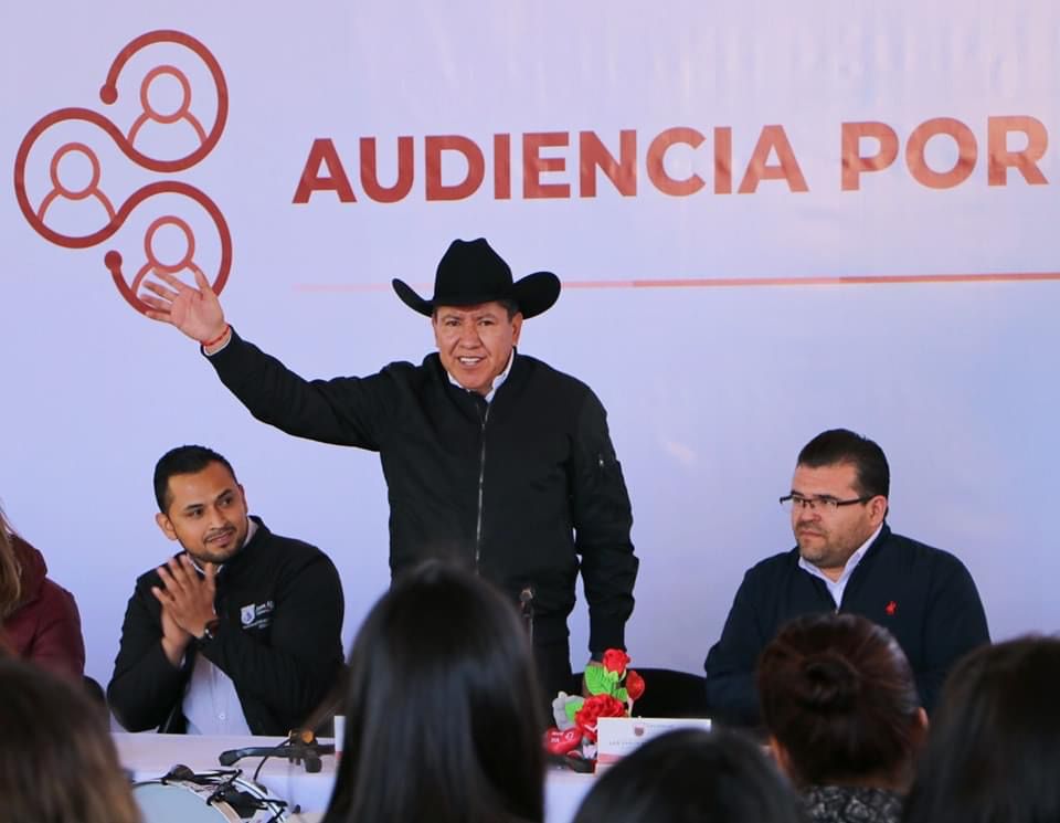 Dignificar viviendas, mejorar la atención en salud y más infraestructura ofrece Gobernador David Monreal a Juan Aldama