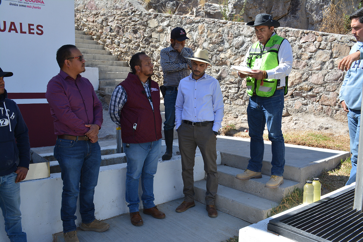 Supervisa SFP entrega de colector de aguas negras en Genaro Codina