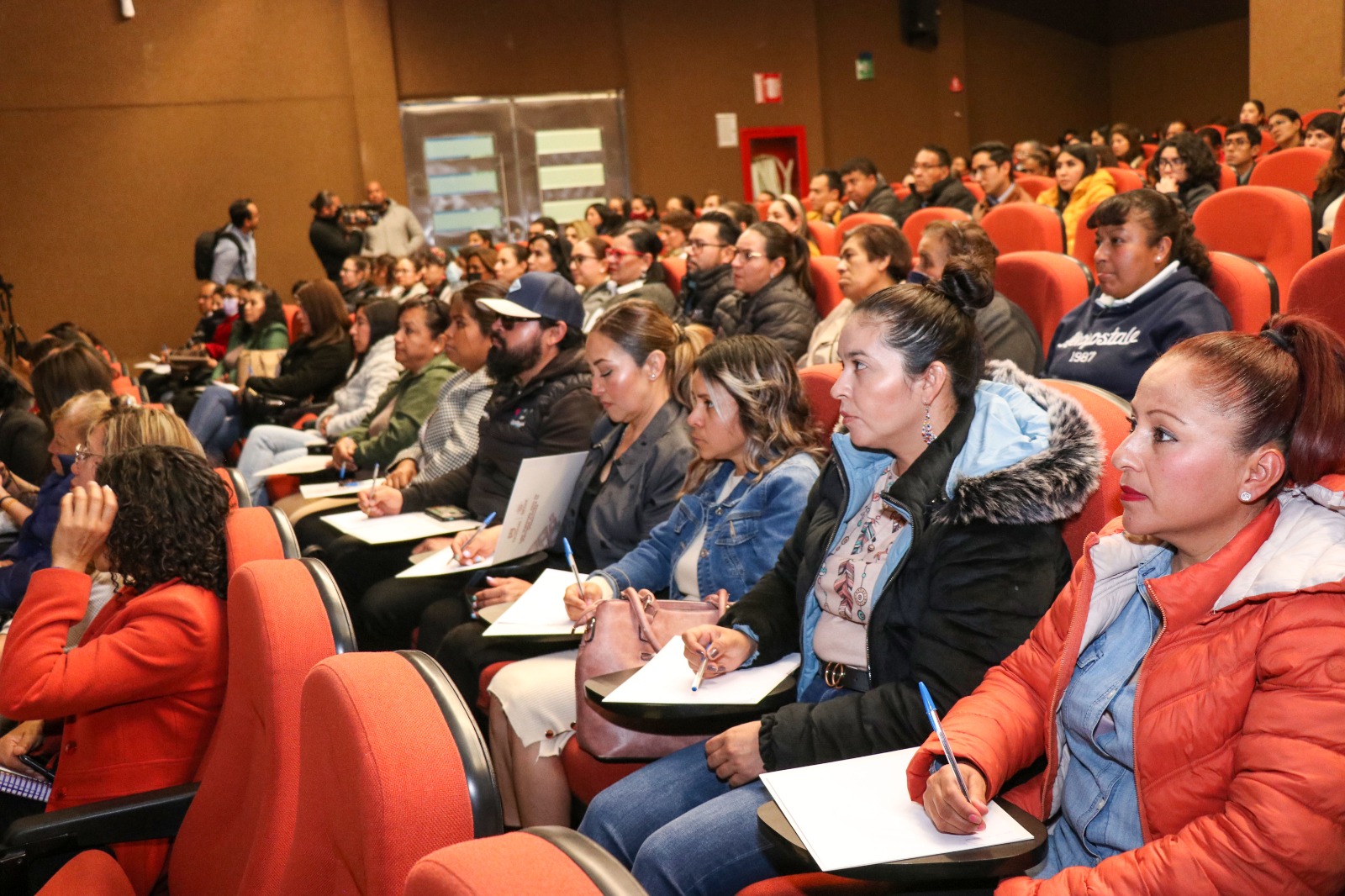 Promueve cultura de paz, DIF da conferencia de Prevención de Violencia Intrafamiliar