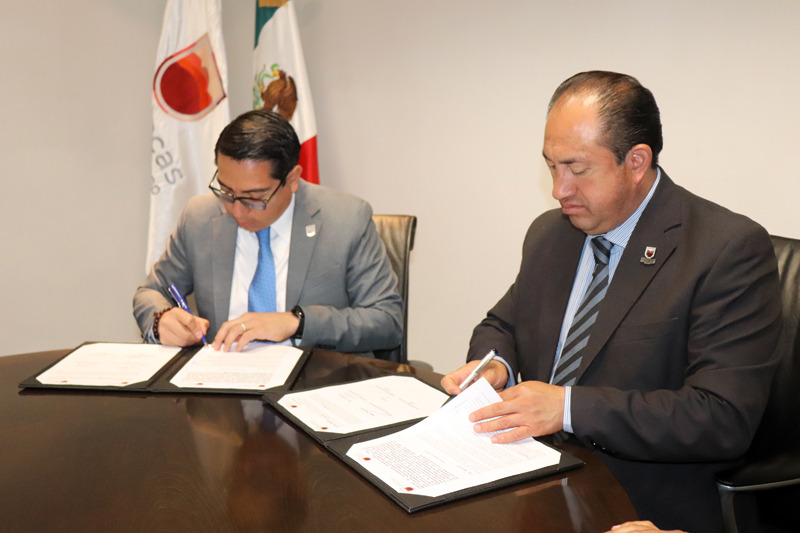 Para orientar, asesorar  y representar jurídicamente a la comunidad zacatecana migrante, firman convenio Sezami e IDPEZ