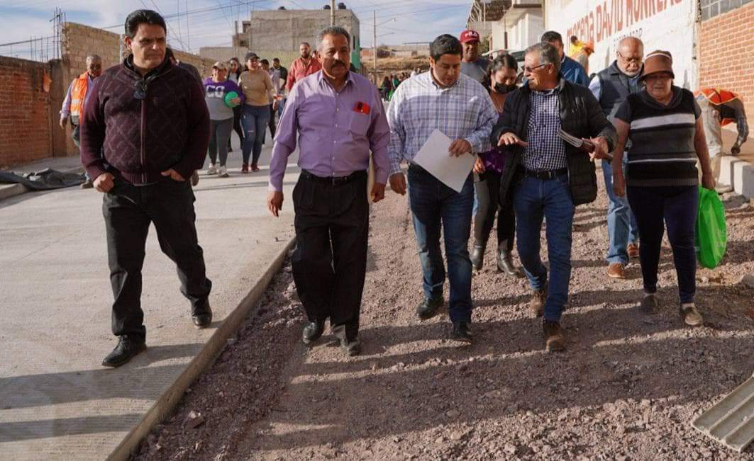 DA JORGE MIRANDA ARRANQUE A PAVIMENTACIÓN EN LA COLONIA MÉCANICOS
