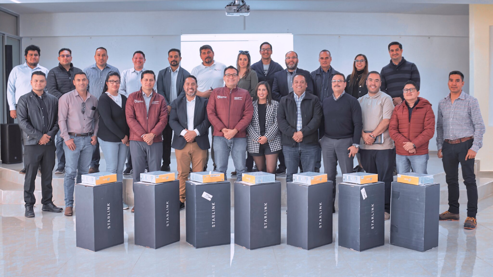 Fortalece Cecytez acceso a Internet satelital de banda ancha en sus 10 planteles más lejanos