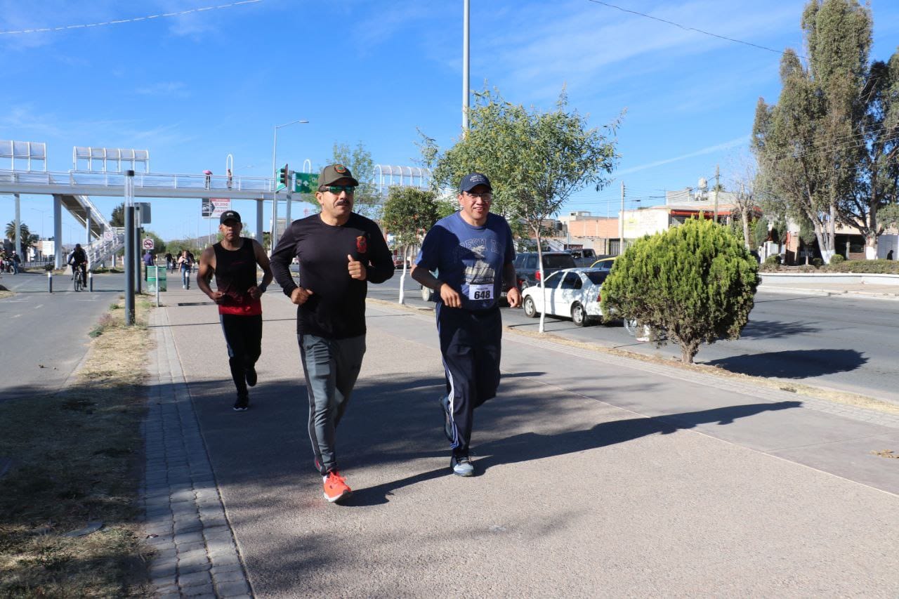 REALIZAN CARRERA PEDESTRE DIF MUNICIPAL Y 97 BATALLÓN DE INFANTERÍA