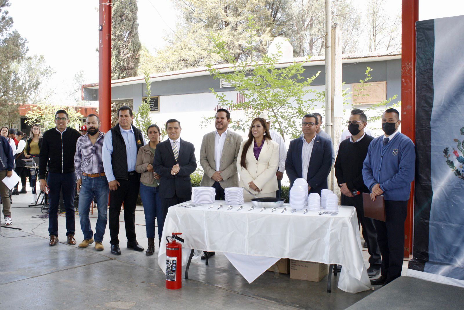 Beneficia DIF a 300 estudiantes con espacio alimentario en Secundaria de Ojocaliente