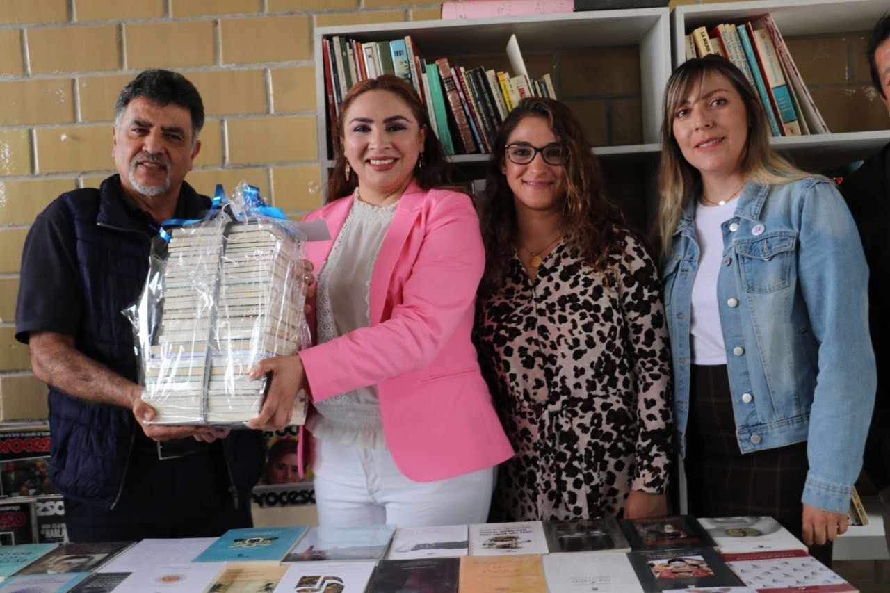 LLEGAN A BIBLIOTECAS DE FRESNILLO
MÁS DE 700 LIBROS NUEVOS
