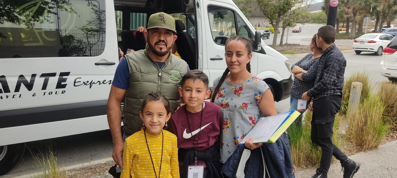 Acompaña Gobierno de Zacatecas a padres y madres de 52 menores para su trámite de pasaporte estadounidense