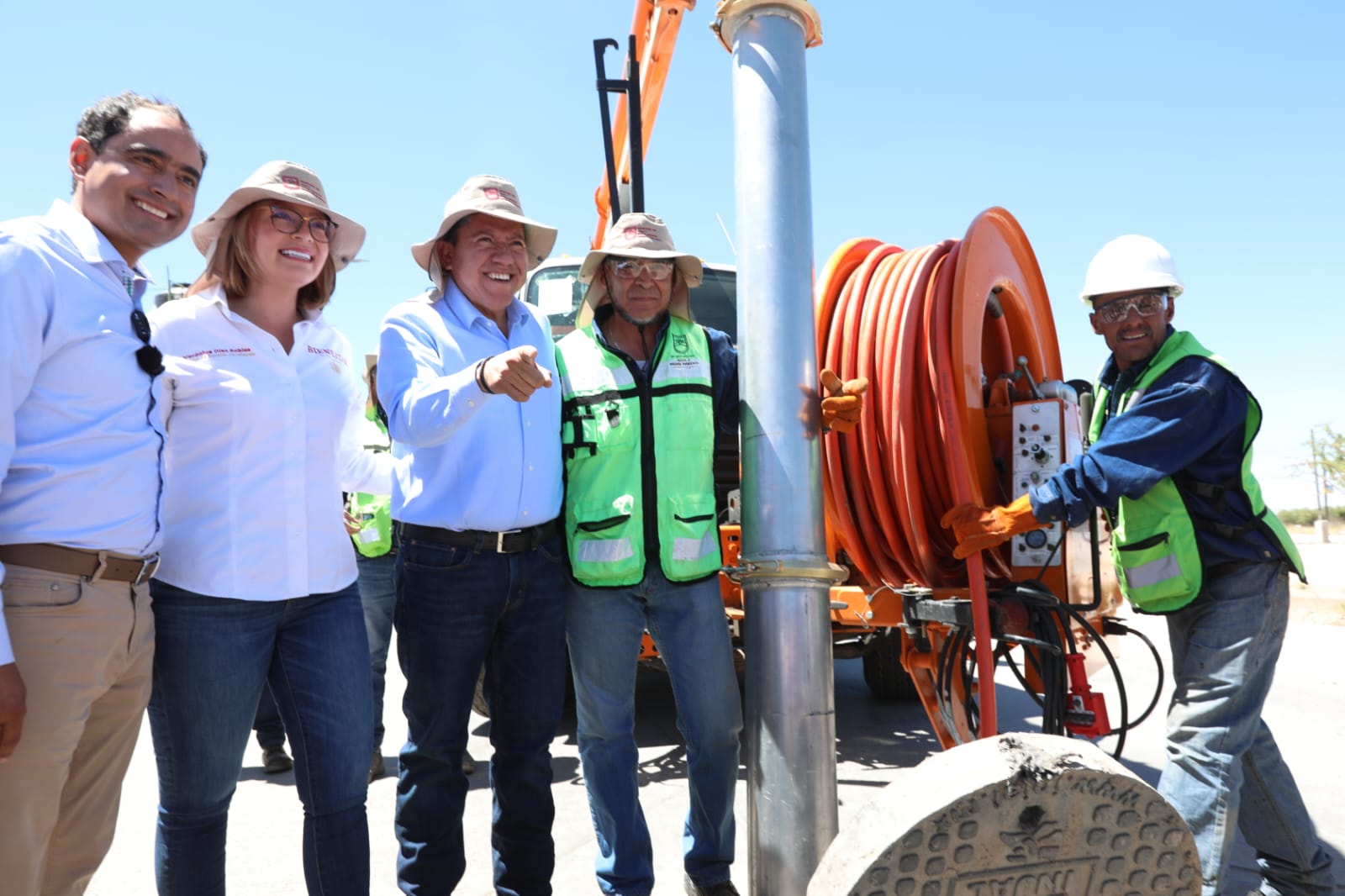 David Monreal pone en marcha camión Vactor para el desazolve de redes de drenaje y fosas sépticas