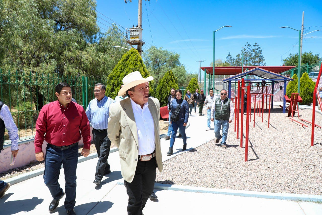 Supervisa David Monreal rehabilitación de parque de Las Huertas en Zacatecas