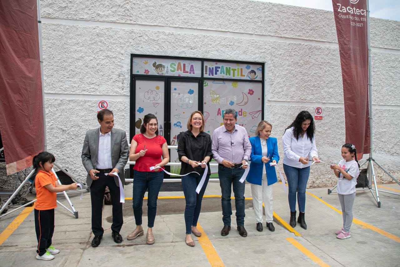 Inaugura Gobernador David Monreal Ávila salas Maternal e Infantil en la Secretaría de Educación de Zacatecas